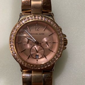 Michael kors rose gold watch